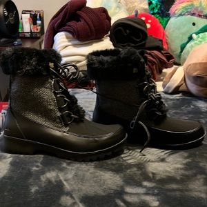 Black faux fur boots
